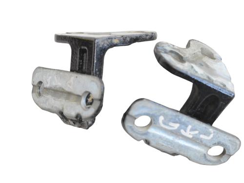 Dørhængsel/Dørbegrænser LAND ROVER DISCOVERY V (L462) 3.0 Td6 4x4 (258 hp) 30246901