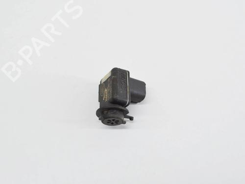 electronic-sensor-jaguar-i-pace-x590-2018-27760236 main image