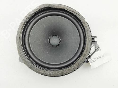 Used Speaker VOLVO V60 II (225) B6 Mild-Hybrid AWD (299 hp) 31217456