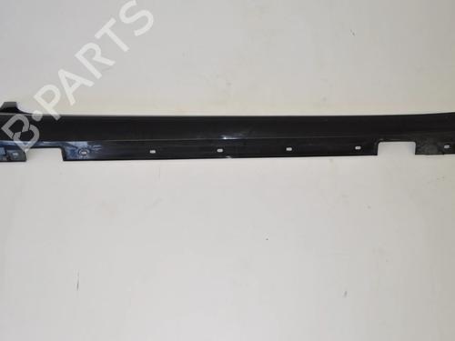 Højre sidekjole MERCEDES-BENZ CLS (C218) CLS 350 CDI / d (218.323) (265 hp) 30250980