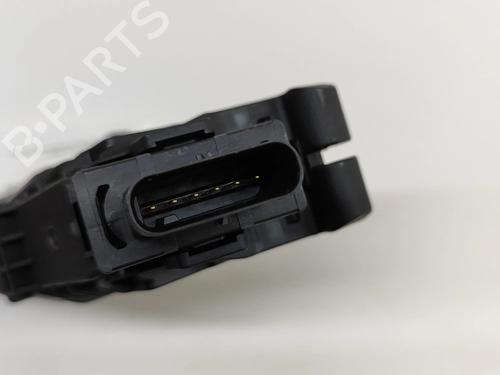 Pedal TESLA MODEL Y (5YJY) EV Performance All-wheel Drive | BP33361308I4  - Image 6