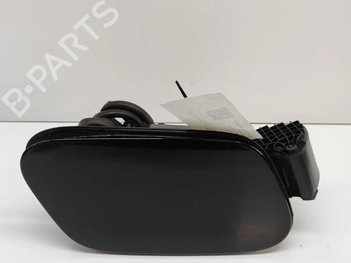 fuel-flap-volvo-xc40-536-2017-29391471 main image