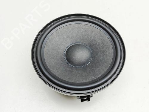 speaker-mercedes-benz-eqa-h243-2021-33383937 main image