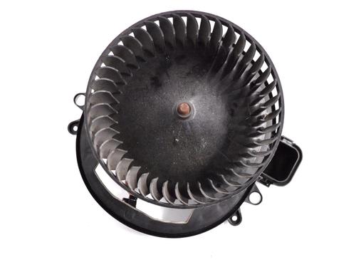 Used Heater blower motor BMW 1 (F20) 116 i (136 hp) 30228494