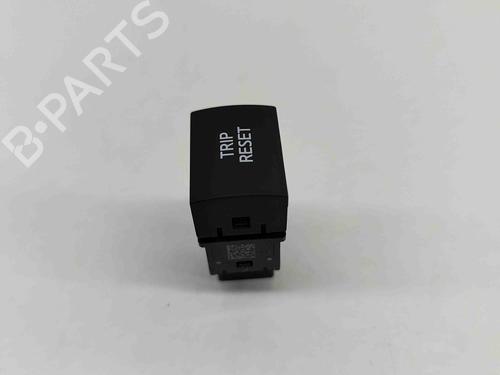 Switch NISSAN JUKE (F16_) DIG-T 117 | BP27769663I30