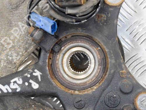 Left front steering knuckle PEUGEOT 508 SW I (8E_) 1.6 BlueHDi 120 | BP14608989M25 