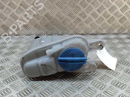 Used Expansion tank AUDI A5 (8T3) 2.0 TFSI quattro (224 hp) 17634612