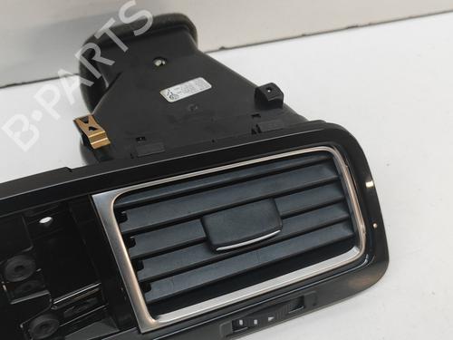 Air vent VW TOUAREG (7P5, 7P6) 3.0 V6 TDI | BP28955635I21 