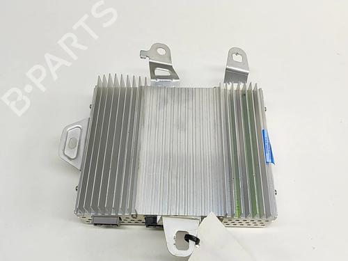 Electronic module TESLA MODEL Y (5YJY) EV Performance All-wheel Drive | BP33371178M83 - Image 2