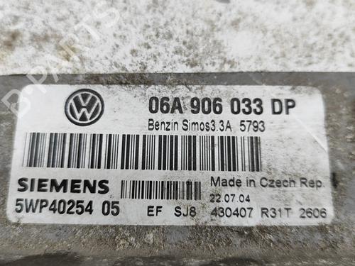 Engine control unit (ECU) VW NEW BEETLE Convertible (1Y7) 1.6 | BP28091211M57 