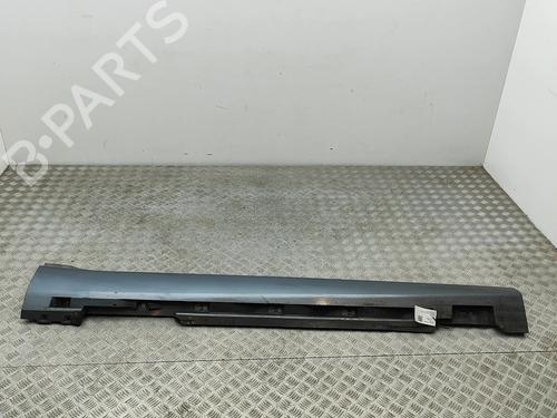 Used Right sideskirt Right sideskirt 38267743 38267743