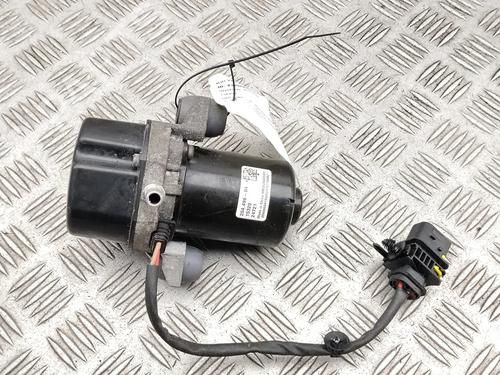 Used Vacuum pump Vacuum pump MERCEDES-BENZ EQB (X243) EQB 350 4-matic (243.612) (292 hp) 39735546 39735546