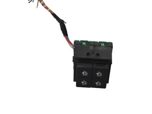 Used Switch Switch LAND ROVER RANGE ROVER IV (L405) 4.4 SDV8 4x4 (340 hp) 30284224 30284224