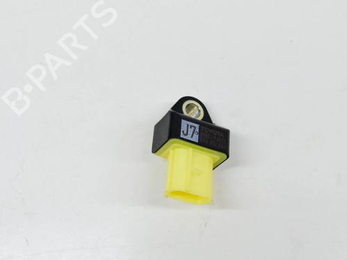 Used Electronic sensor Electronic sensor TOYOTA C-HR (_X1_) 1.8 Hybrid (ZYX10_, ZYX11_, ZYX10R, ZYX11R) (122 hp) 27752388 27752388