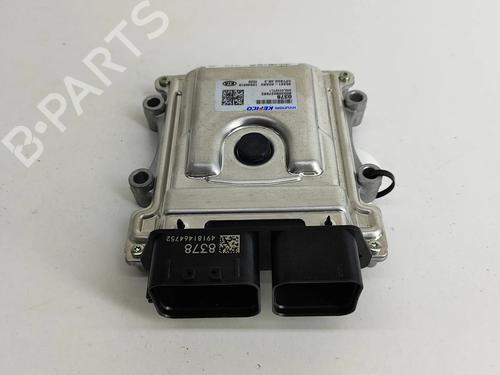 Used Gearbox control unit KIA SPORTAGE IV (QL, QLE) 2.0 CRDi AWD (185 hp) 18604835