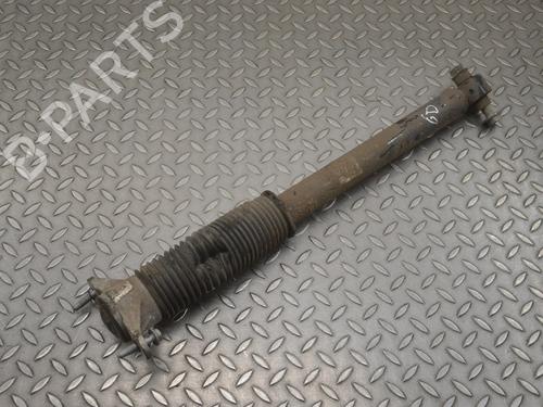 Used Right rear shock absorber TESLA MODEL Y (5YJY) EV Performance All-wheel Drive (462 hp) 30247577