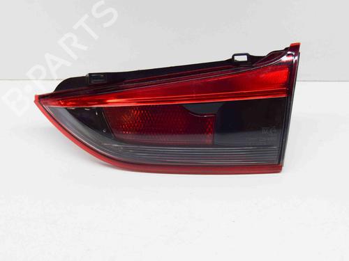 Używane Lampa tylna klapy bagażnika prawa MAZDA 6 Saloon (GJ, GL) 2.2 D (GJ2FP) (150 hp) 6867263