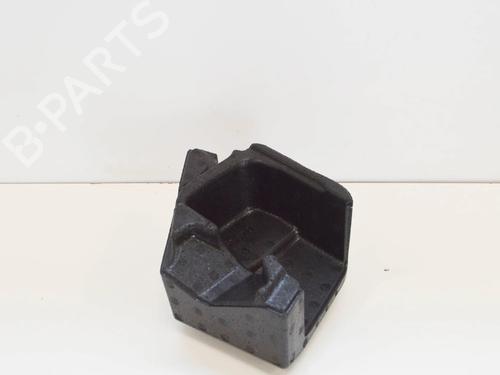 other-tesla-model-3-5yj3-2017-27747747 main image