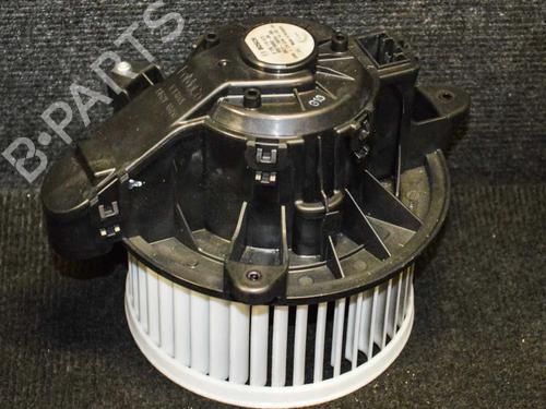 Ventilator motor FORD TRANSIT CUSTOM V362 Bus (F3) 2.2 TDCi (125 hp) 6721015
