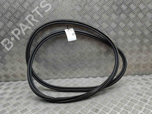 Used Rubber door seal VOLVO XC60 II (246) 2.0 B5 Mild-Hybrid (249 hp) 29486389