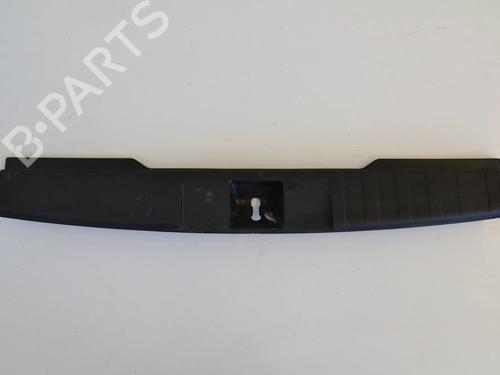 Used Tailgate trim SUBARU LEGACY V Estate (BR) 2.0 D AWD (BRD) (150 hp) 30246539