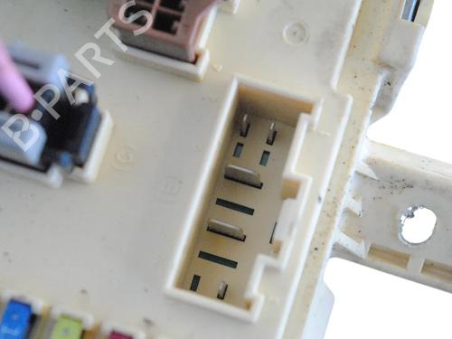 Fuse box HYUNDAI H-1 Travel (TQ) 2.5 CRDi | BP33368009E1  - Image 5