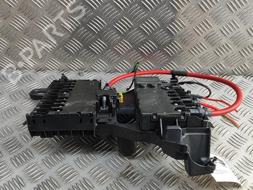 Used Fuse box MERCEDES-BENZ EQE (V295) EQE 350 (295.125) (292 hp) 28560370