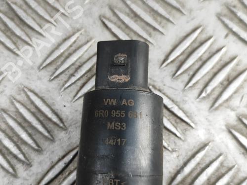Washer pump AUDI A3 Limousine (8VS, 8VM) S3 quattro | BP27288536E24 