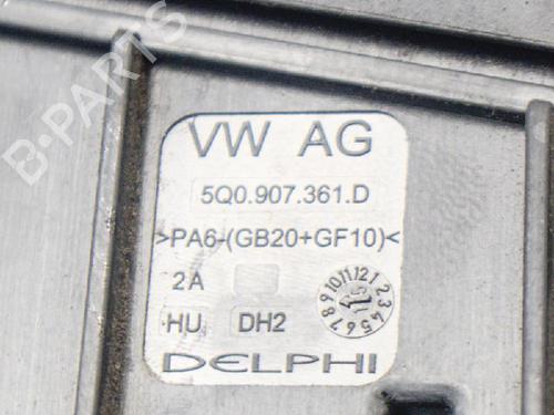 Fuse box SKODA SUPERB III Estate (3V5) 2.0 TDI | BP6760645E1 