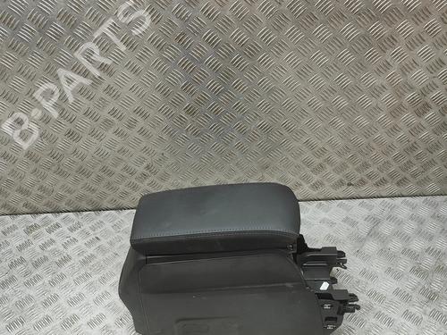 Armlæn Armlæn PEUGEOT 2008 II (UD_, US_, UY_, UJ_, UR_, UC_) e-2008 (UKZKXZ) (136 hp) 33797859 33797859