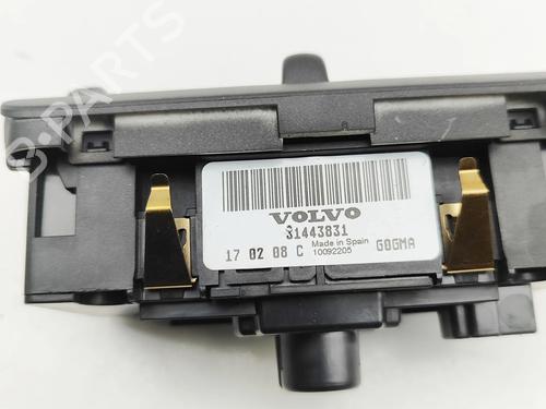 Electronic module VOLVO V40 Cross Country (526) D2 | BP30596330M83