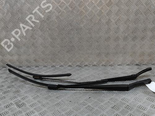 Used Front wipers mechanism CUPRA FORMENTOR (KM7, KMP) 1.4 e-Hybrid (204 hp) 28433303