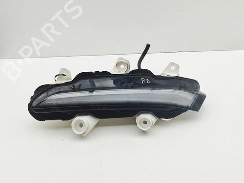 Højre positionslygte Højre positionslygte PEUGEOT 2008 II (UD_, US_, UY_, UJ_, UR_, UC_) e-2008 (UKZKXZ) (136 hp) 33798180 33798180