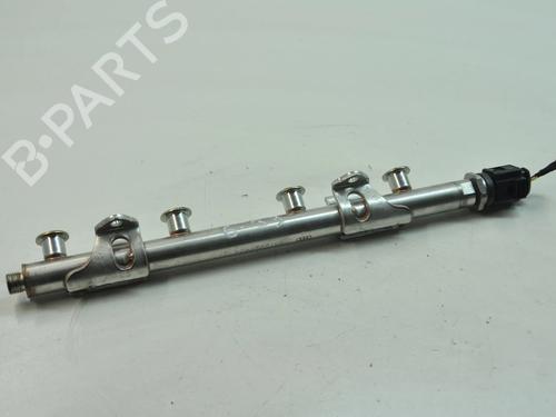Used Injection rail VW GOLF VII (5G1, BQ1, BE1, BE2) 1.2 TSI (105 hp) 30208291
