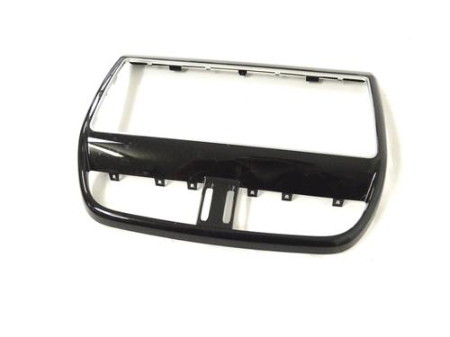 other-jaguar-xe-x760-2015-33349740 main image