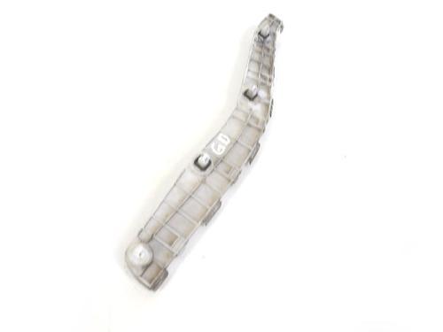 Used Rear bumper bracket MITSUBISHI PAJERO III (V7_W, V6_W) 3.2 Di-D (175 hp) 30258781