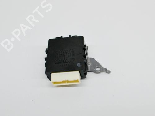 Used Electronic module TOYOTA C-HR (_X1_) 1.8 Hybrid (ZYX10_, ZYX11_) (98 hp) 10074864