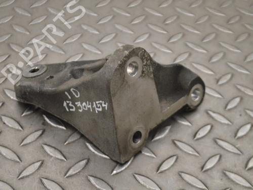 Used Engine mount Engine mount JAGUAR XJ (X350, X358) D 2.7 (207 hp) 30282617 30282617