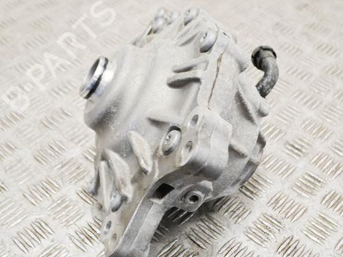 Used Front differential LAND ROVER RANGE ROVER VELAR (L560) 2.0 P250 Si4 4x4 (250 hp) 10673657