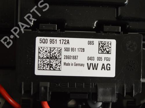 Interior roof light VW GOLF VIII (CD1, DA1) 1.0 TSI | BP30620617I8 - Image 3