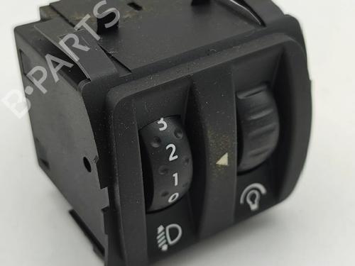 switch-renault-zoe-bfm_-2012-32754917 main image