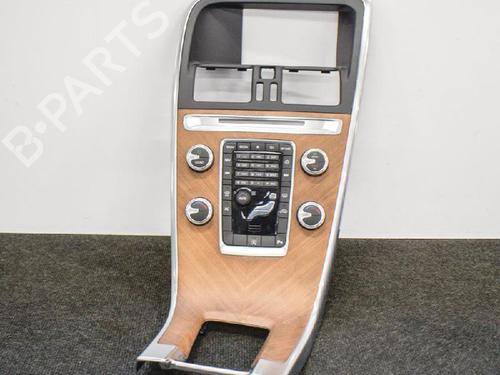 Used Middle console VOLVO XC60 I SUV (156) D4 (190 hp) 6759728