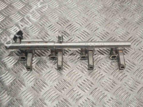 Used Injection rail FORD FIESTA VI (CB1, CCN) 1.6 ST (182 hp) 6722450