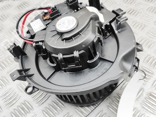 Heater blower motor VW ARTEON (3H7, 3H8) 2.0 TSI | BP38960822M62 - Image 3