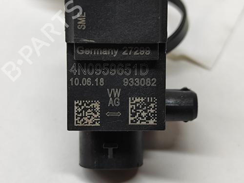 Elektronisk sensor PORSCHE CAYENNE (9YA) 3.0 E-Hybrid AWD (9YAAE1) | BP27766332M84 
