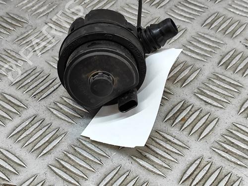 Auxiliary water pump BMW X5 (G05, F95) xDrive M 50 d | BP17444570M111