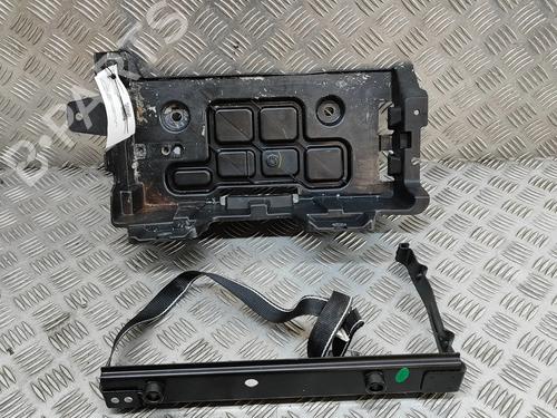 Used Support MASERATI LEVANTE SUV (M161) 3.0 D Q4 (250 hp) 27331036