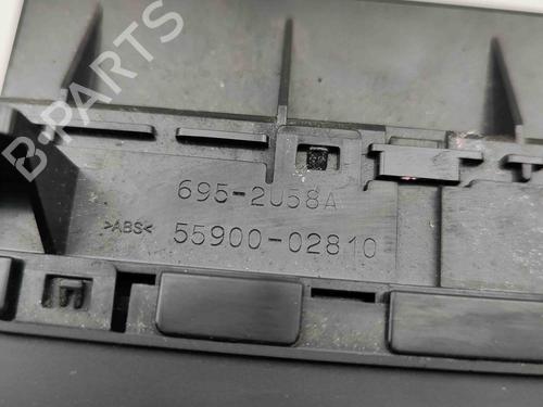 Climate control TOYOTA AURIS Estate (_E18_) 1.8 Hybrid (ZWE186_, ZWE186R, ZWE186H) | BP29510973I5 
