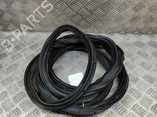 Gummiliste VW ARTEON (3H7, 3H8) 1.5 TSi | BP27766060C142 - Image 3