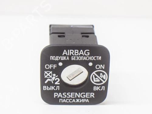 Used Switch TOYOTA C-HR (_X1_) 1.8 Hybrid (ZYX10_, ZYX11_, ZYX10R, ZYX11R) (122 hp) 27749585